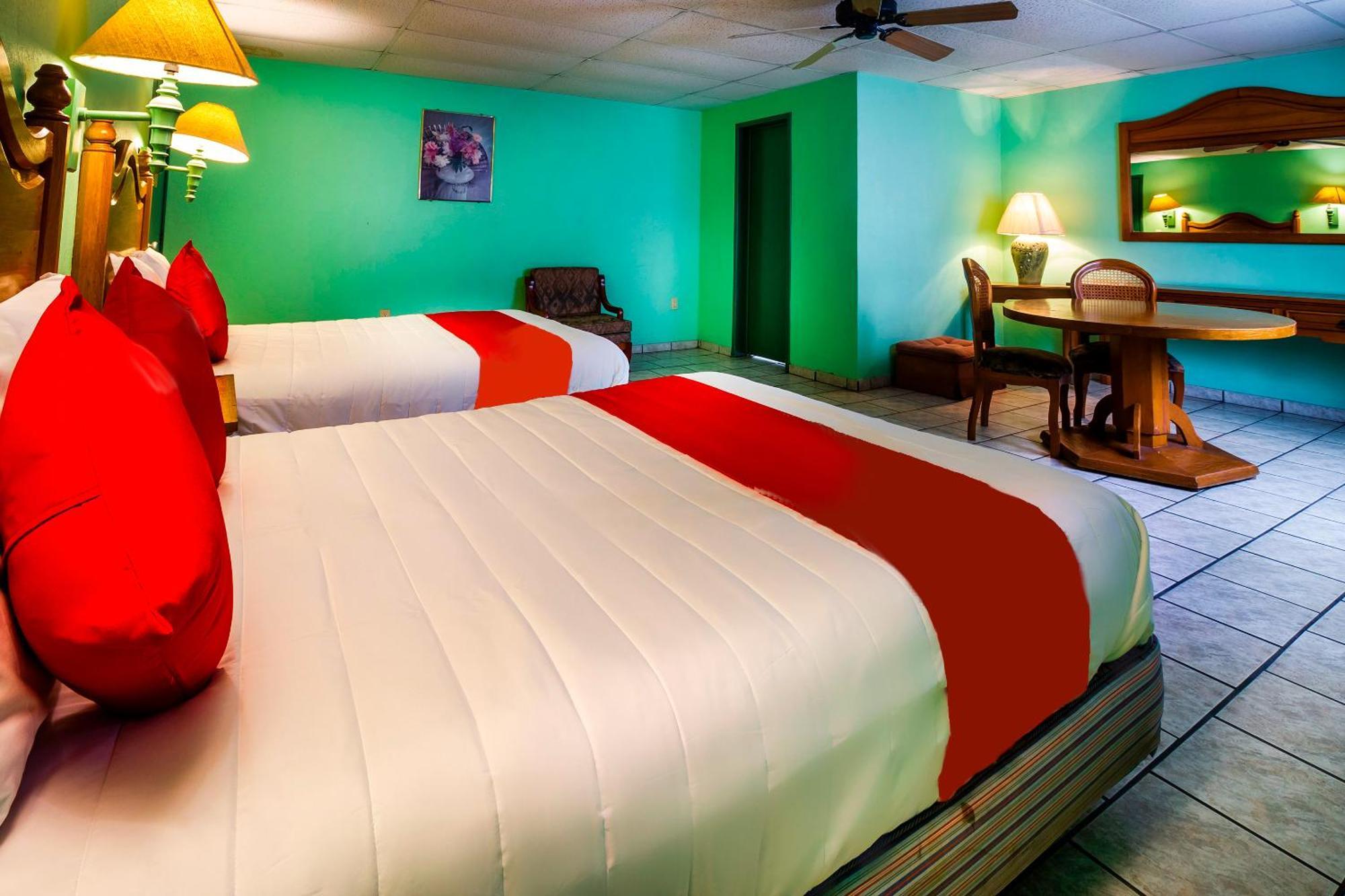 Hotel Canada, Guadalajara Eksteriør billede