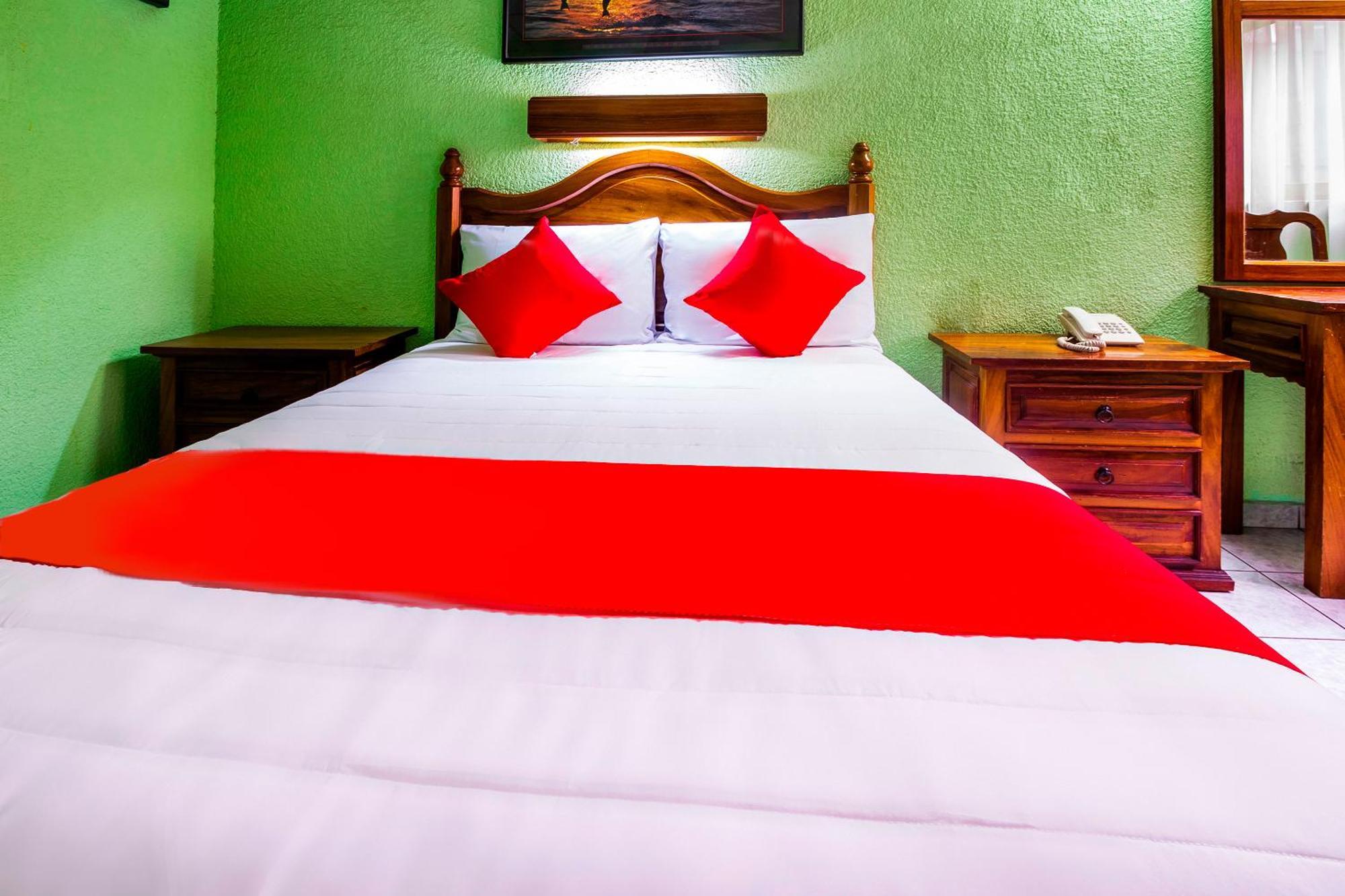 Hotel Canada, Guadalajara Eksteriør billede
